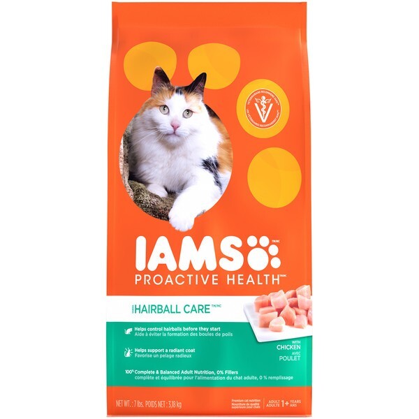IAMS Proactive Health Hairball Care with Chicken Adult 1+ Years Premium Cat Food, 7 Pounds