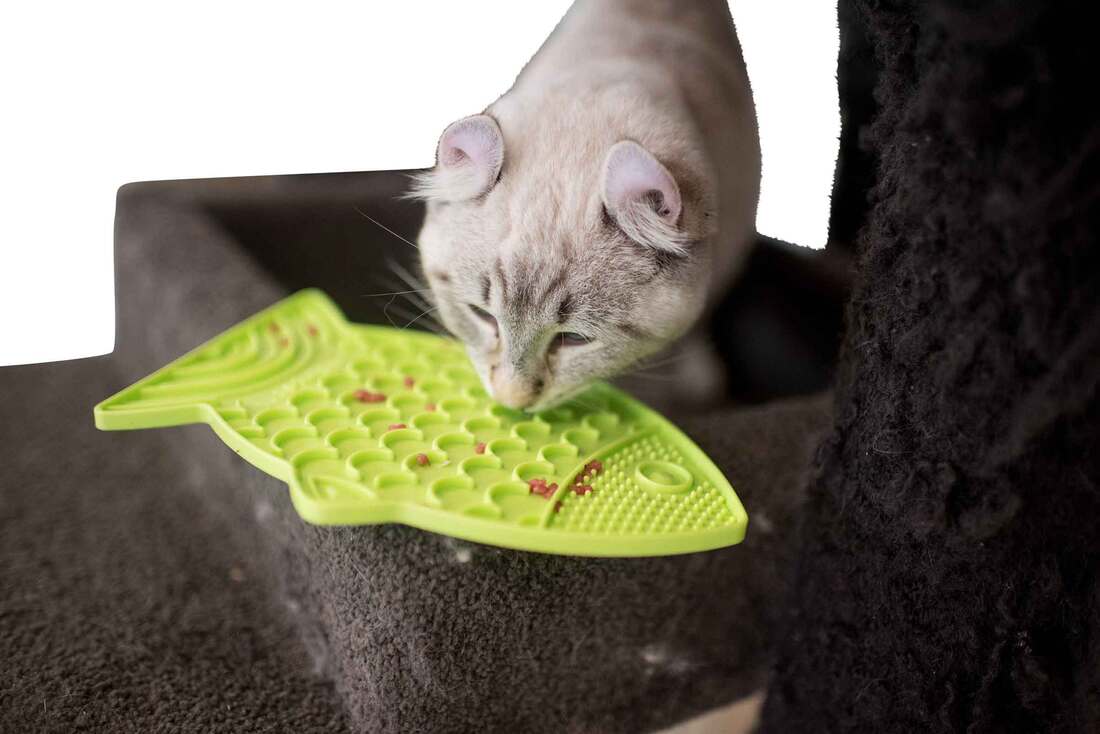 Lickimat Felix Slow Feeder, Green